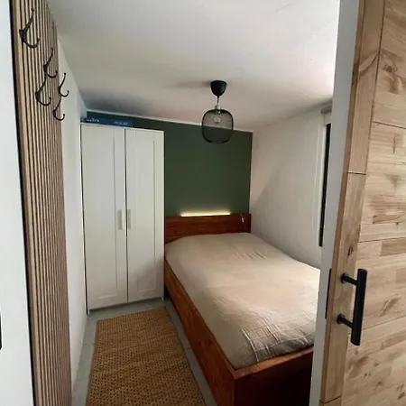 Hébergement de vacances Garten Und Pool Und Gaestehaus Oderberg