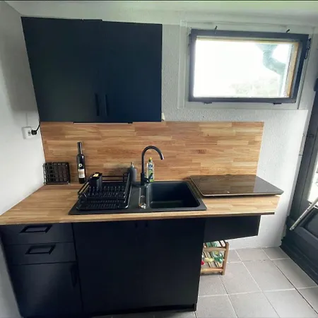 Garten Und Pool Und Gaestehaus * Oderberg