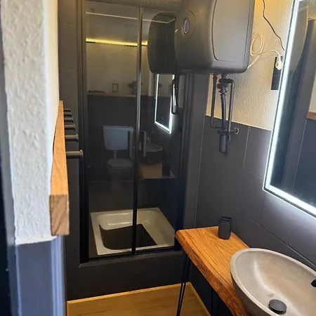 Hébergement de vacances Garten Und Pool Und Gaestehaus