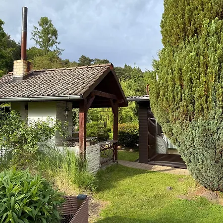 בית נופש Garten Und Pool Und Gaestehaus Oderberg
