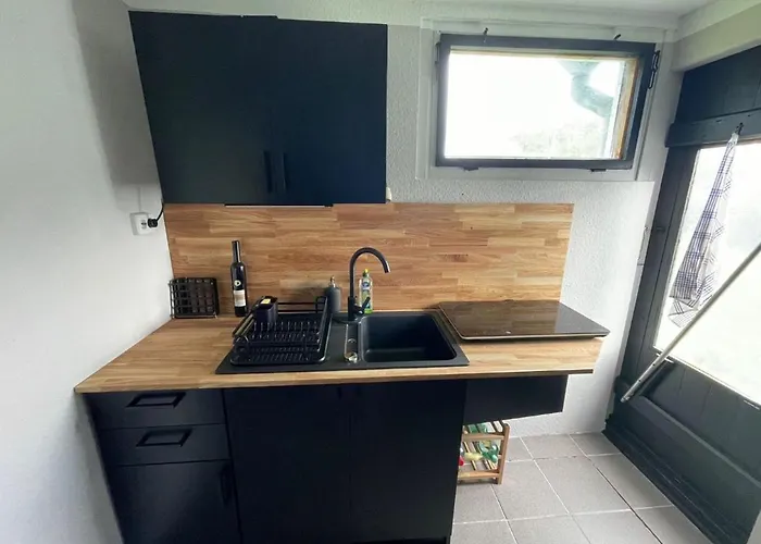 Garten Und Pool Und Gaestehaus * Oderberg