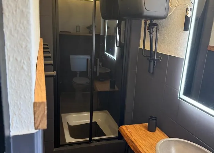 بيت للعطل Garten Und Pool Und Gaestehaus