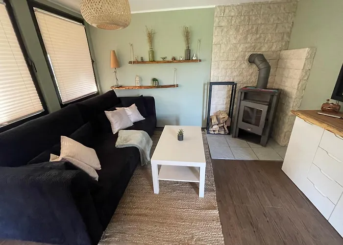 بيت للعطل Garten Und Pool Und Gaestehaus *