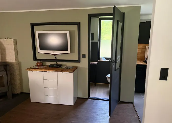 Garten Und Pool Und Gaestehaus بيت للعطل Oderberg